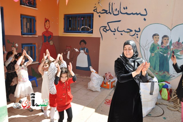 كفرقاسم – فيديو: بساتين الامل, السلام , والمحبة تحتفل بعيد الام على انغام عمو انس وجوقته ..